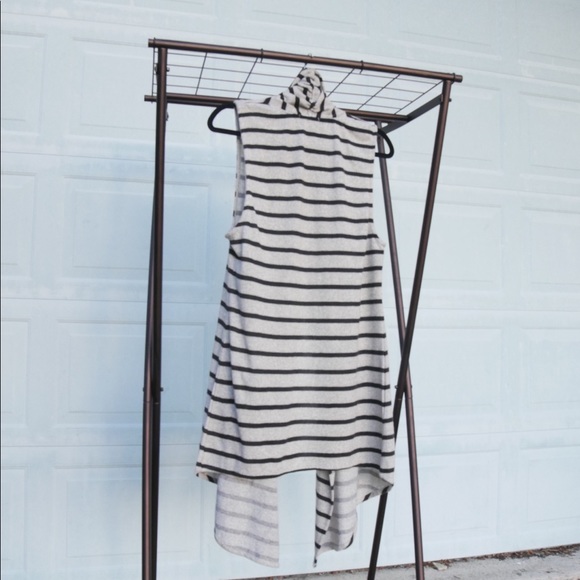 SOLD Vest in Grey and Black by Astars - Picture 3 of 4